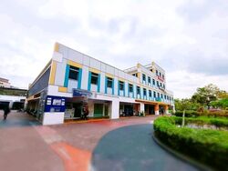 Tampines Central 1 (D18), Retail #618973941